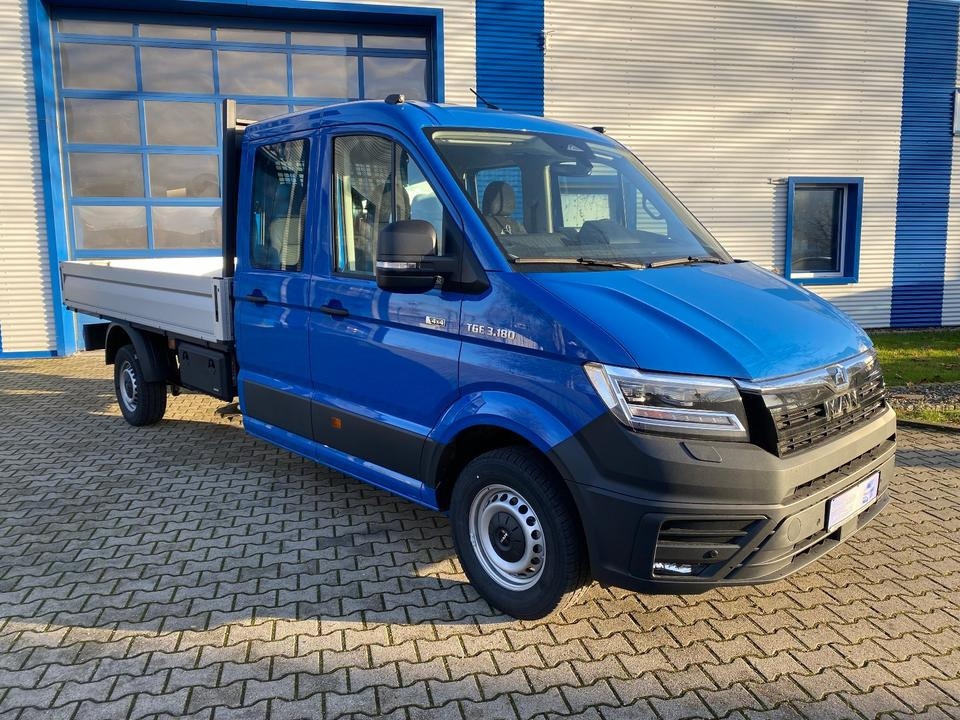 MAN TGE 3.180 4x4 Doka Pritsche Lang *INKL.19% MWT* AUTOMATIK*LED*CAM*AHK*TEMPO*STANDHZG*UVM* - Flatbed van, Combi van: picture 2 MAN TGE 3.180 4x4 Doka Pritsche Lang *INKL.19% MWT* AUTOMATIK*LED*CAM*AHK*TEMPO*STANDHZG*UVM* - Flatbed van, Combi van: picture 2