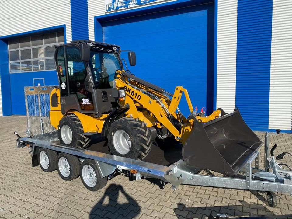 Radlader/Hoflader BK810 inkl. Tieflader und Kehrmaschinenpaket *INKL.19% MWST*BERGER KRAUS* KUBOTA*EURO*CE* - Compact loader: picture 2 Radlader/Hoflader BK810 inkl. Tieflader und Kehrmaschinenpaket *INKL.19% MWST*BERGER KRAUS* KUBOTA*EURO*CE* - Compact loader: picture 2