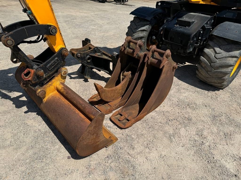 Wheel excavator JCB HD 110 WT Hydradig: picture 8