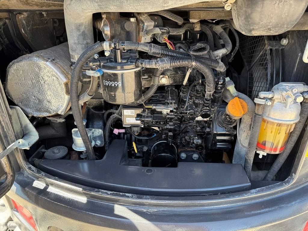 Mini excavator Kato imer HD33V5: picture 8