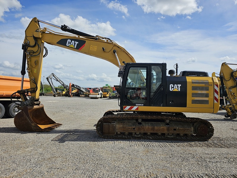 CATERPILLAR 323EL GPS Trimble - Crawler excavator: picture 2 CATERPILLAR 323EL GPS Trimble - Crawler excavator: picture 2