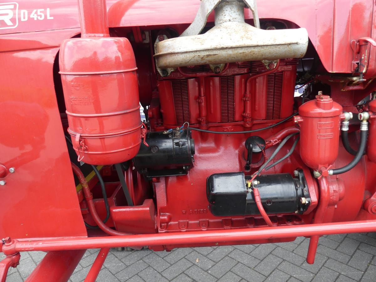 Farm tractor Fahr D45L: picture 27