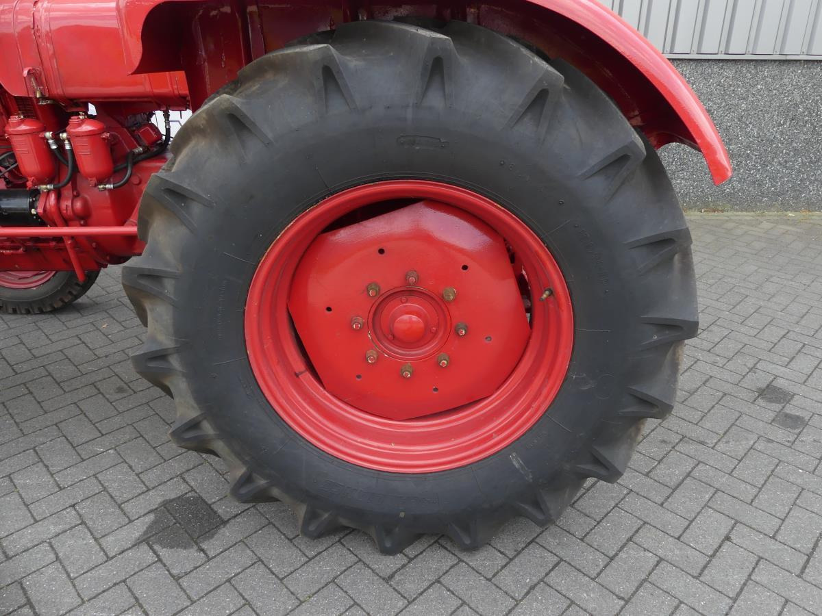 Farm tractor Fahr D45L: picture 18
