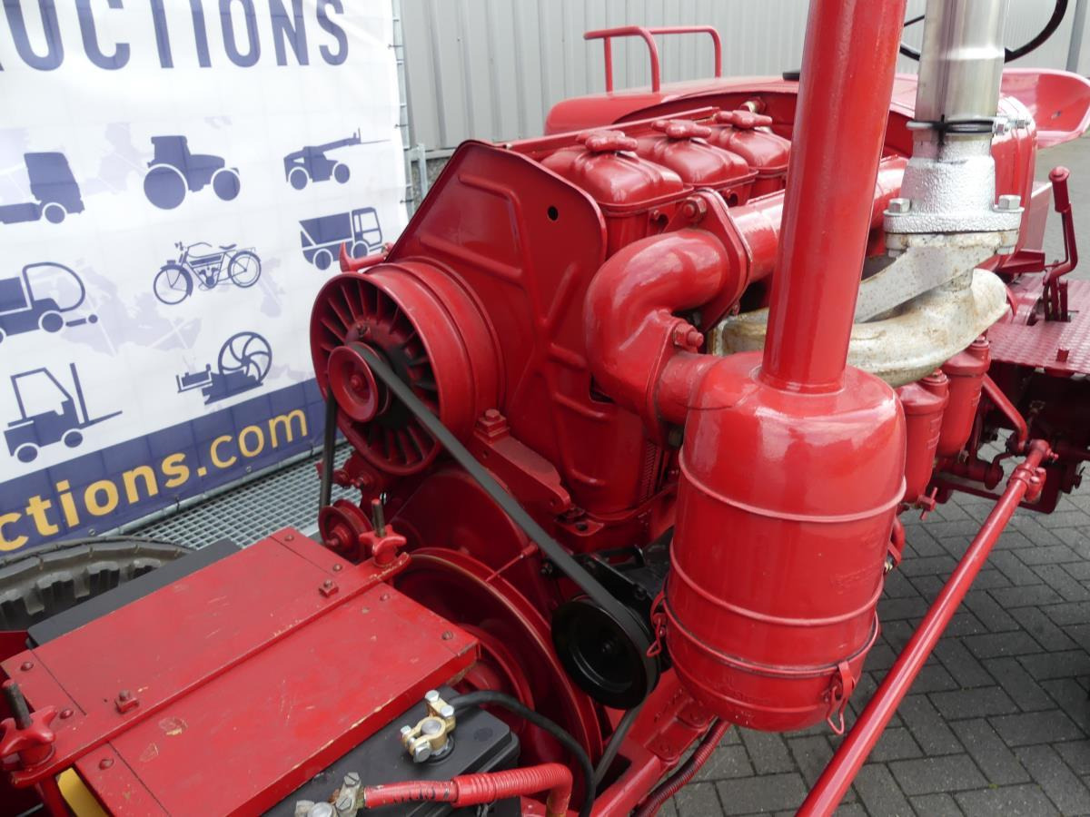 Farm tractor Fahr D45L: picture 48