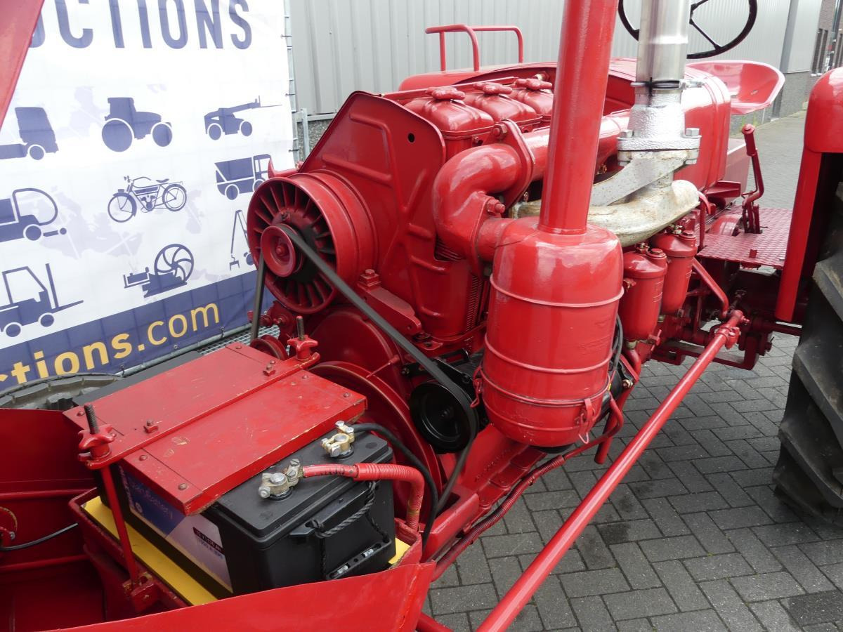 Farm tractor Fahr D45L: picture 45
