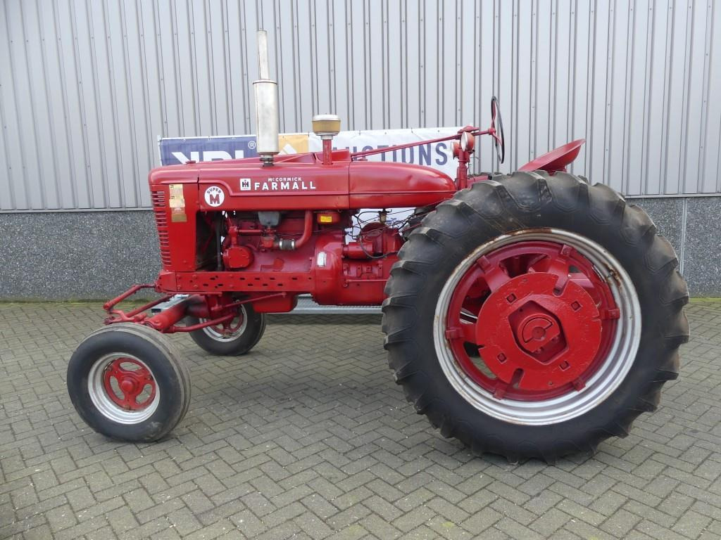 Farmall H - Farm tractor: picture 3 Farmall H - Farm tractor: picture 3