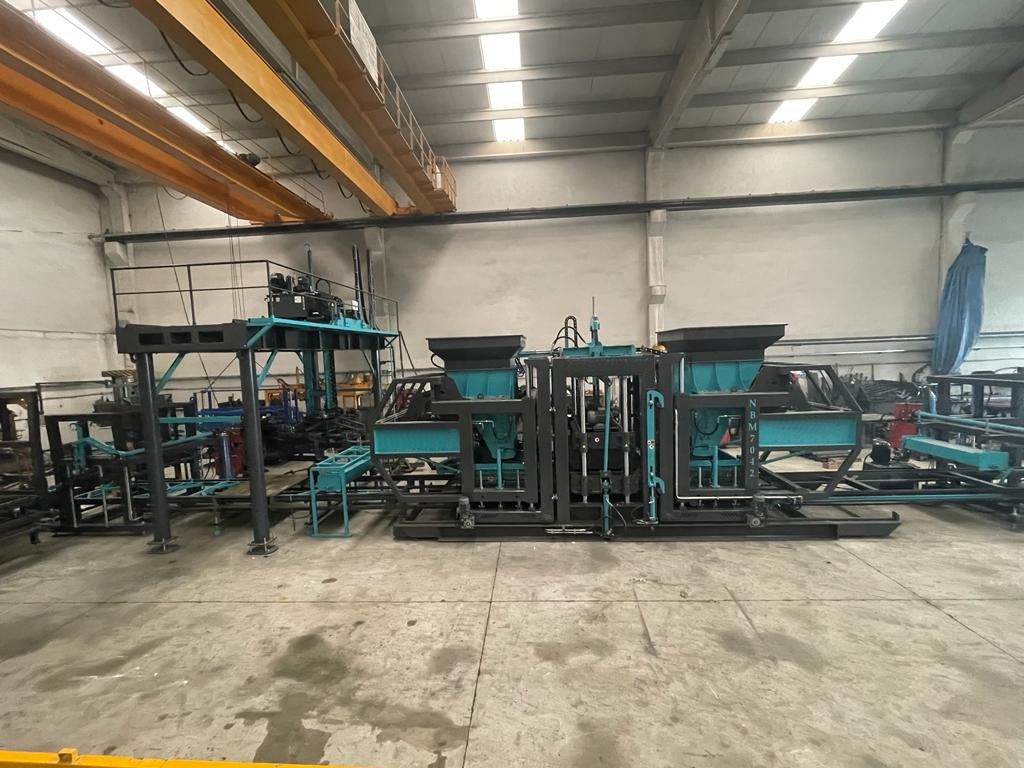 Constmach BS-42 Briquette Making Machine (Concrete Block Making Machine) - Block making machine: picture 1 Constmach BS-42 Briquette Making Machine (Concrete Block Making Machine) - Block making machine: picture 1