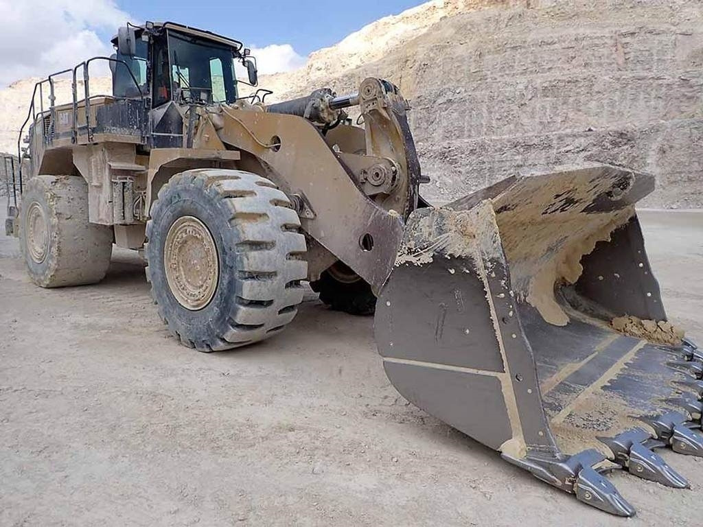 CAT 988K - Wheel loader: picture 1 CAT 988K - Wheel loader: picture 1