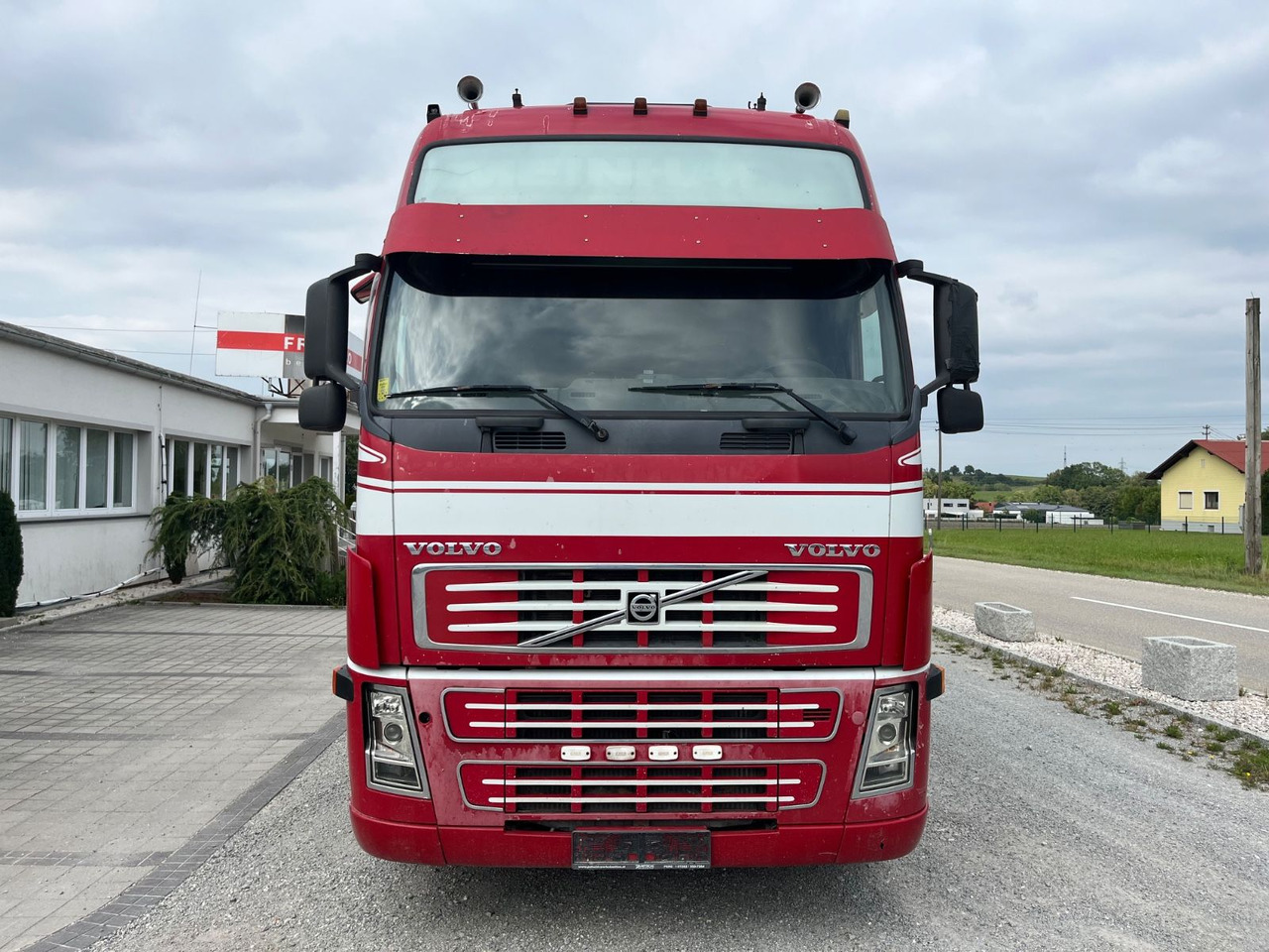 Volvo FH16 610 Palfinger 23002 - Crane truck: picture 2 Volvo FH16 610 Palfinger 23002 - Crane truck: picture 2