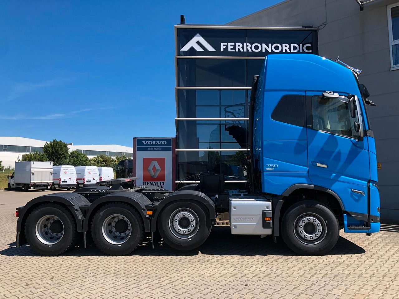 Volvo FH16 750 XL 8x4 Tridem*100T*Kriechgänge*Retarder Volvo FH16 750 XL 8x4 Tridem*100T*Kriechgänge*Retarder - Tractor unit: picture 5 Volvo FH16 750 XL 8x4 Tridem*100T*Kriechgänge*Retarder Volvo FH16 750 XL 8x4 Tridem*100T*Kriechgänge*Retarder - Tractor unit: picture 5