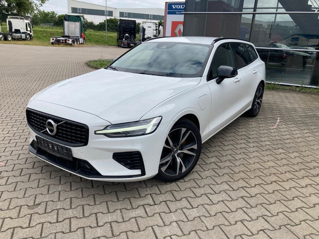 Volvo V60 T6 AWD R-Design Expression Recharge Plug-In - Car: picture 1 Volvo V60 T6 AWD R-Design Expression Recharge Plug-In - Car: picture 1
