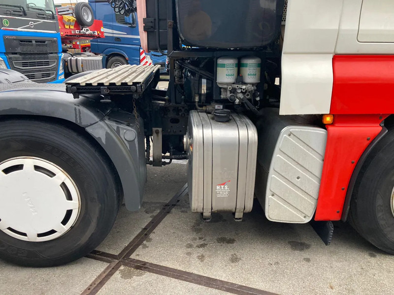 Tractor unit MAN TGX 41.540 8x4/4 BLS: picture 13