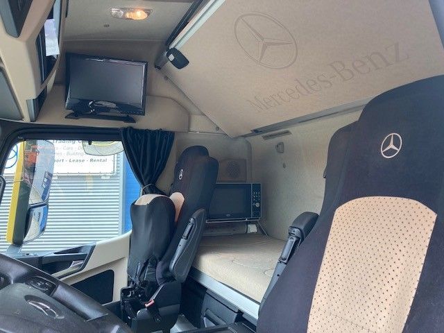 Mercedes-Benz Actros 3351 6x4 - Tractor unit: picture 5 Mercedes-Benz Actros 3351 6x4 - Tractor unit: picture 5