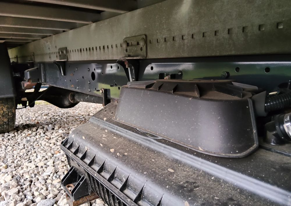 Box truck Iveco Daily 70C18: picture 16