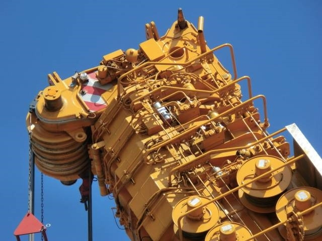 Boom locking unit Demag AC 265 - Attachment for Crane: picture 3 Boom locking unit Demag AC 265 - Attachment for Crane: picture 3