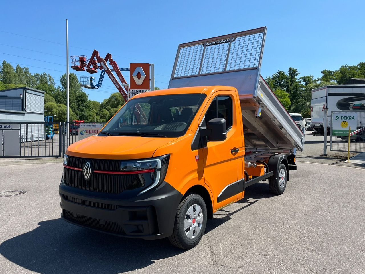 Renault Master mit JPM Dreiseitenkipper - Tipper van: picture 1 Renault Master mit JPM Dreiseitenkipper - Tipper van: picture 1