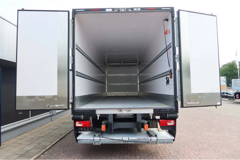 DAF CF 370 KoelVries+Klep FRC 04-2027 Dhollandia 1500 kg - Refrigerator truck: picture 4 DAF CF 370 KoelVries+Klep FRC 04-2027 Dhollandia 1500 kg - Refrigerator truck: picture 4