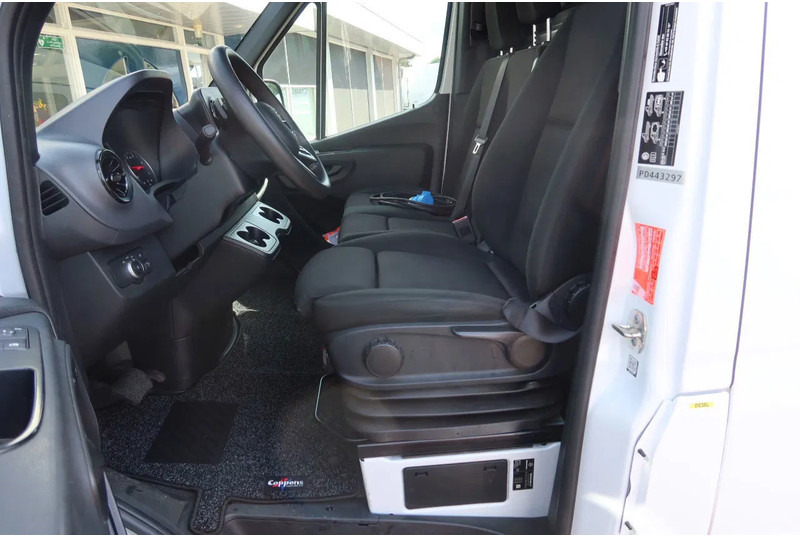 Mercedes-Benz 317 CDI 317 CDI L3/H2 Koel/Vries Automaat - Refrigerated van: picture 4 Mercedes-Benz 317 CDI 317 CDI L3/H2 Koel/Vries Automaat - Refrigerated van: picture 4