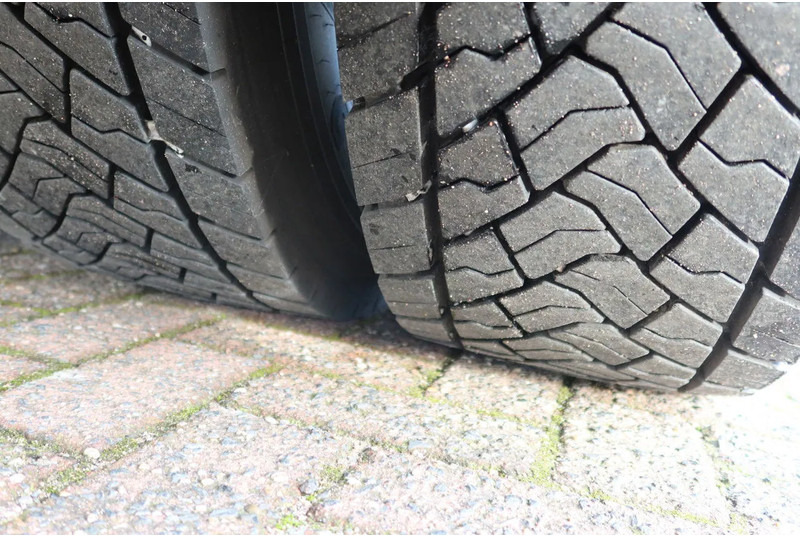 Box truck Mercedes-Benz Actros 1840 L Bkawagen+ BAR klep 2.000kg met Gesioleerde bak: picture 19 Box truck Mercedes-Benz Actros 1840 L Bkawagen+ BAR klep 2.000kg met Gesioleerde bak: picture 19