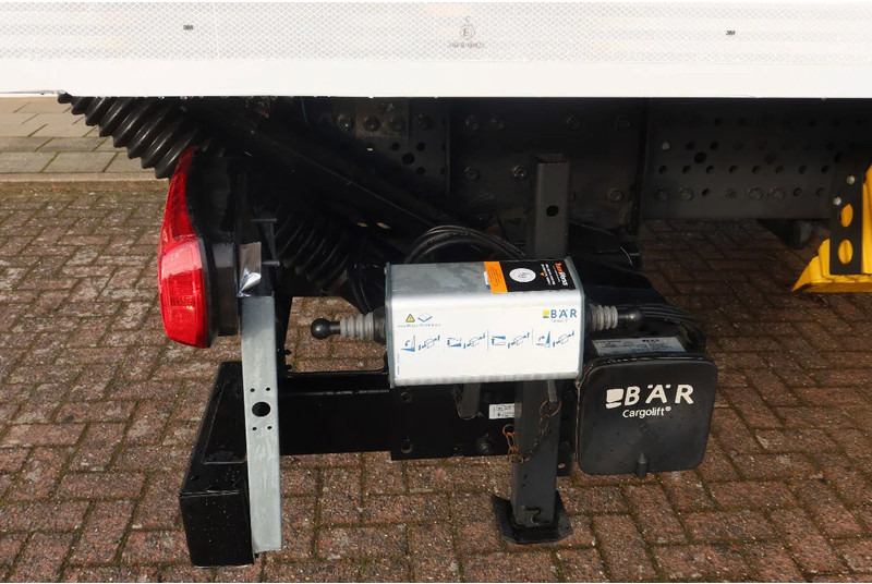 Box truck Mercedes-Benz Actros 1840 L Bkawagen+ BAR klep 2.000kg met Gesioleerde bak: picture 13 Box truck Mercedes-Benz Actros 1840 L Bkawagen+ BAR klep 2.000kg met Gesioleerde bak: picture 13