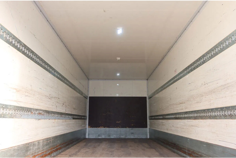 Mercedes-Benz Actros 1840 L Bkawagen+ BAR klep 2.000kg met Gesioleerde bak - Box truck: picture 3 Mercedes-Benz Actros 1840 L Bkawagen+ BAR klep 2.000kg met Gesioleerde bak - Box truck: picture 3