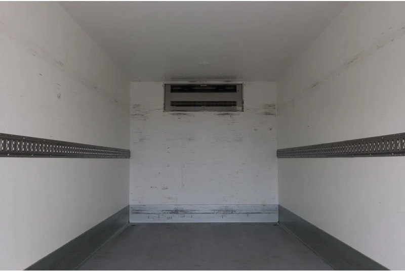 Mercedes-Benz Sprinter 519 CDI B.E. Koel Combi + Laadklep 1000kg Met Stekker 220 Volt - Refrigerated van: picture 4 Mercedes-Benz Sprinter 519 CDI B.E. Koel Combi + Laadklep 1000kg Met Stekker 220 Volt - Refrigerated van: picture 4