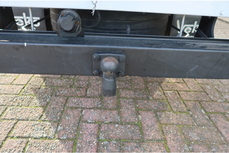 Mercedes-Benz Sprinter 519 CDI Bak + deuren, Montage /serviceauto + opstap + Imperial en opsteekrol C rijbewijs - Box truck: picture 5 Mercedes-Benz Sprinter 519 CDI Bak + deuren, Montage /serviceauto + opstap + Imperial en opsteekrol C rijbewijs - Box truck: picture 5