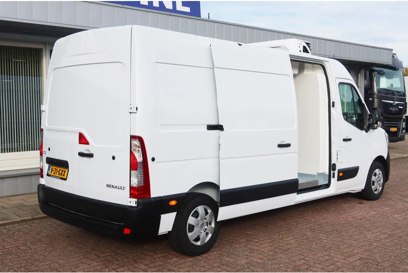 Renault Master Carrier Xarios 350 Koel/vries + verwarmen + nachtaansluiting 220 volt BPM VRIJ!!! - Refrigerated van: picture 3 Renault Master Carrier Xarios 350 Koel/vries + verwarmen + nachtaansluiting 220 volt BPM VRIJ!!! - Refrigerated van: picture 3