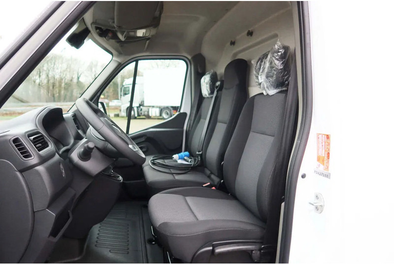 Renault Master Koel/Vries/verwarmen 220 volt stekker Carrier Xarios 350 135 PK - Refrigerated van: picture 5 Renault Master Koel/Vries/verwarmen 220 volt stekker Carrier Xarios 350 135 PK - Refrigerated van: picture 5