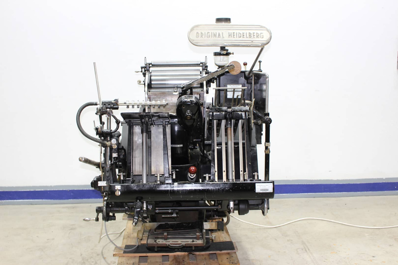 Heidelberg OHT - Paper cutting machine: picture 1 Heidelberg OHT - Paper cutting machine: picture 1
