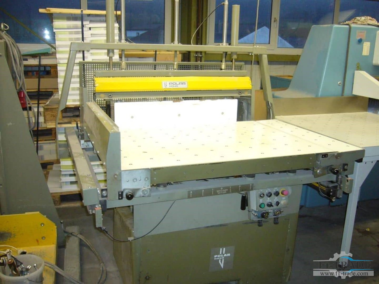 Polar RAB 5 - Printing machinery: picture 2 Polar RAB 5 - Printing machinery: picture 2