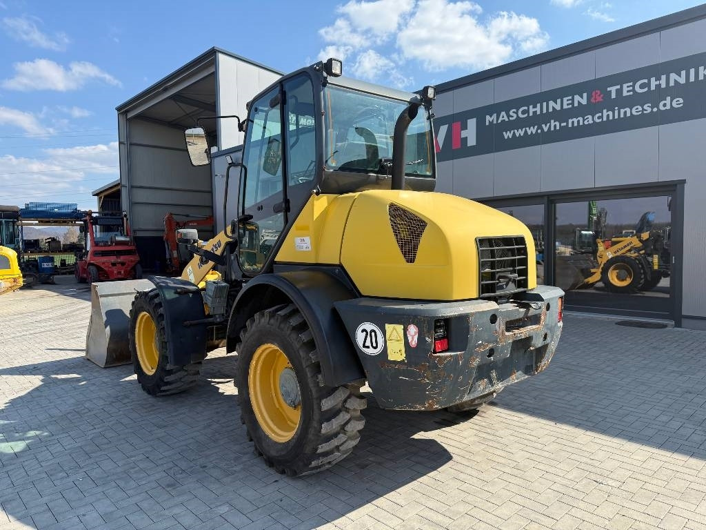 Komatsu WA 100 M-5 - Wheel loader: picture 3 Komatsu WA 100 M-5 - Wheel loader: picture 3