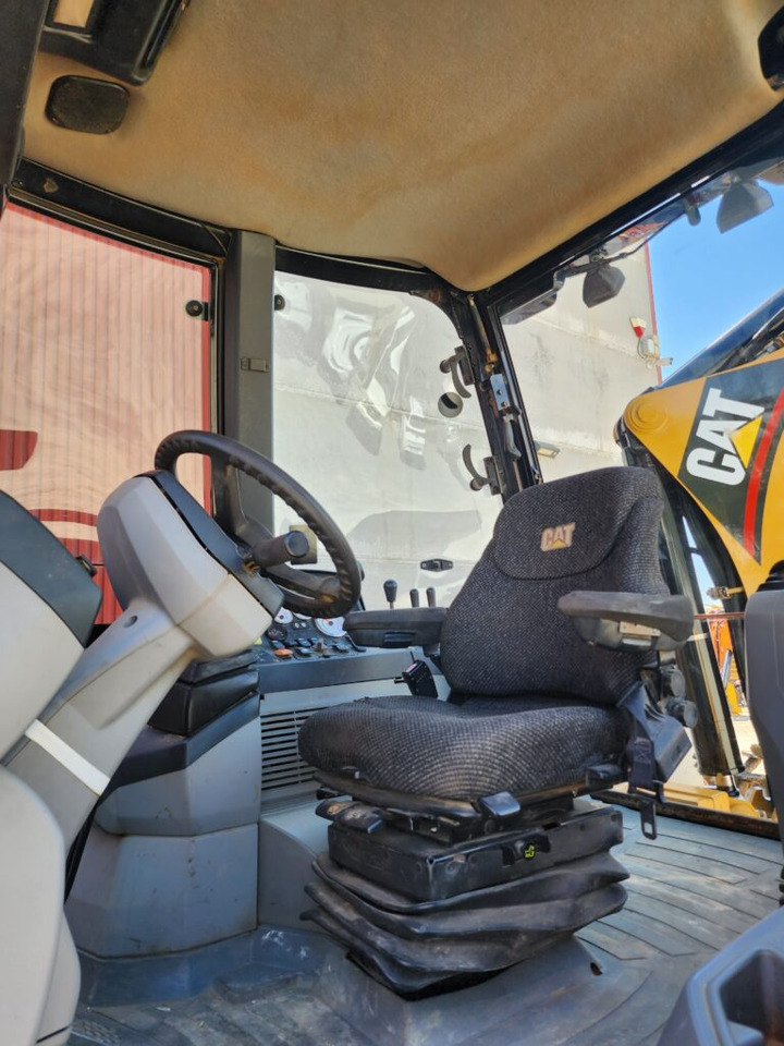 CAT 432E - Backhoe loader: picture 3 CAT 432E - Backhoe loader: picture 3