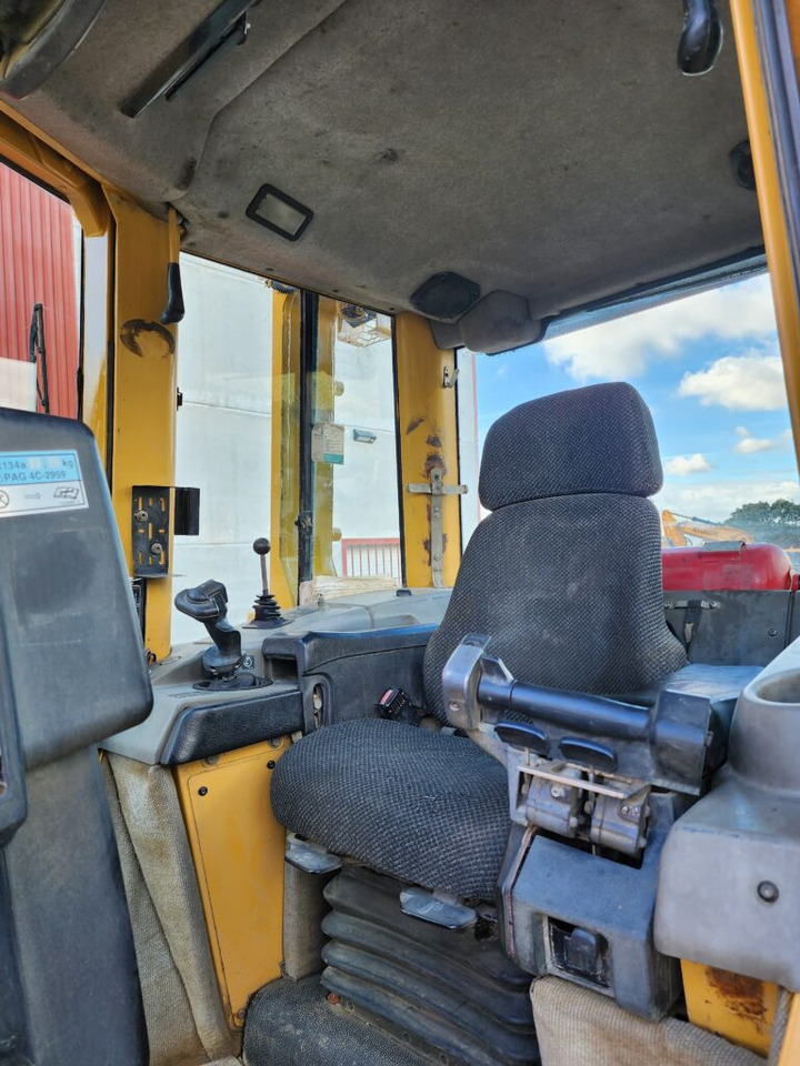 CAT D6N LGP - Bulldozer: picture 5 CAT D6N LGP - Bulldozer: picture 5
