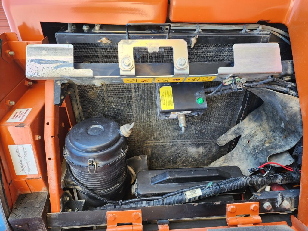 HITACHI ZX85USB-6 - Mini excavator: picture 4 HITACHI ZX85USB-6 - Mini excavator: picture 4