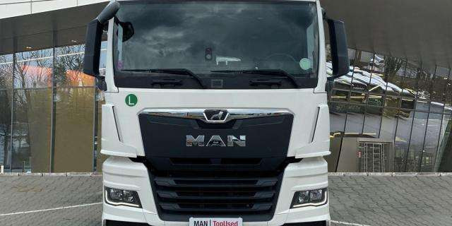 MAN TGX18.470 4x2 LL Retarder (8830) - Curtainsider truck: picture 5 MAN TGX18.470 4x2 LL Retarder (8830) - Curtainsider truck: picture 5