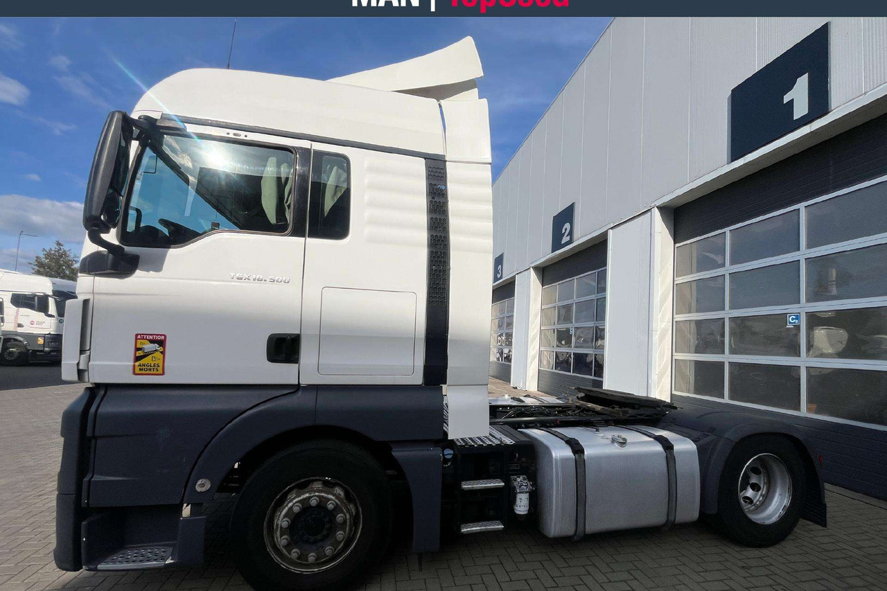 MAN TGX 18.500 XLX Cab Retarder(9138) - Tractor unit: picture 3 MAN TGX 18.500 XLX Cab Retarder(9138) - Tractor unit: picture 3