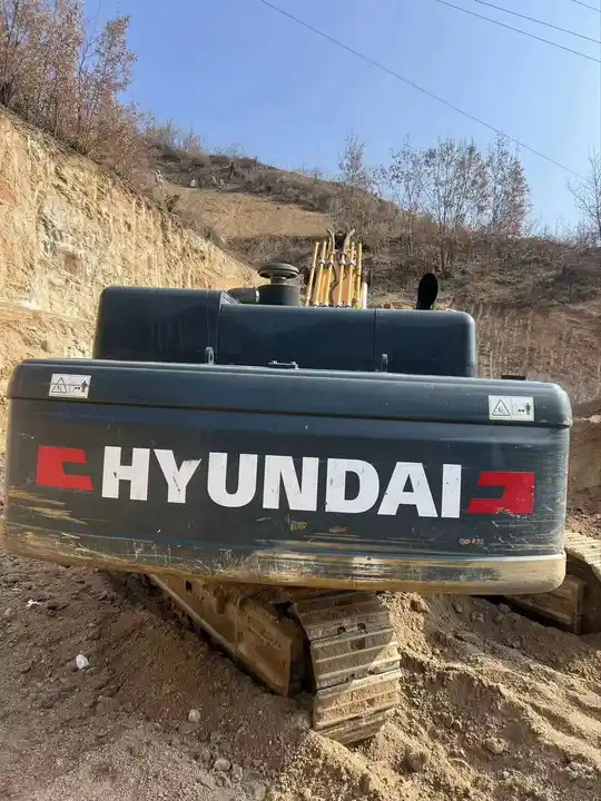 100% Original Hyundai 520 Used Excavator 52 Ton Hyundai 520 Excavator Hyundai Excavator - Excavator: picture 3 100% Original Hyundai 520 Used Excavator 52 Ton Hyundai 520 Excavator Hyundai Excavator - Excavator: picture 3