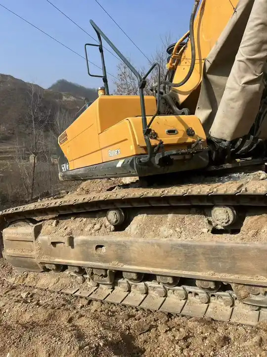 100% Original Hyundai 520 Used Excavator 52 Ton Hyundai 520 Excavator Hyundai Excavator - Excavator: picture 4 100% Original Hyundai 520 Used Excavator 52 Ton Hyundai 520 Excavator Hyundai Excavator - Excavator: picture 4