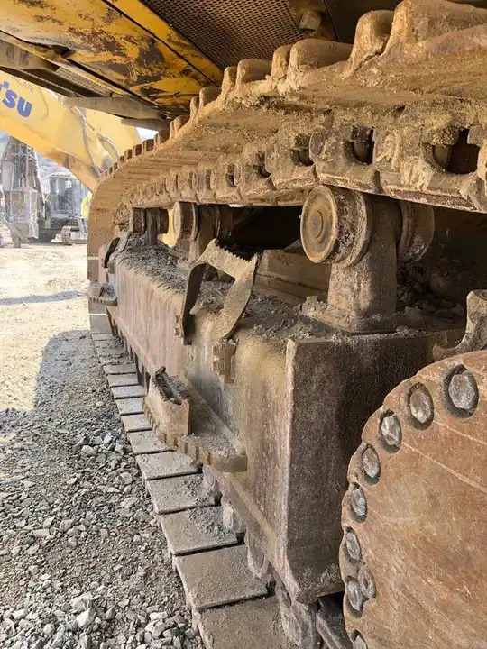 70 Ton Used Japan Komatsu PC700 Excavator for Sale Used Excavator PC220 PC200 PC240 PC600 PC650 PC700 PC800 - Excavator: picture 5 70 Ton Used Japan Komatsu PC700 Excavator for Sale Used Excavator PC220 PC200 PC240 PC600 PC650 PC700 PC800 - Excavator: picture 5
