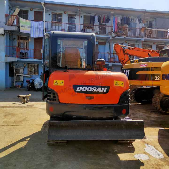 Awesome Performance Korea Imported Small Scale Used Doosan Dh60 Excavator - Crawler excavator: picture 3 Awesome Performance Korea Imported Small Scale Used Doosan Dh60 Excavator - Crawler excavator: picture 3