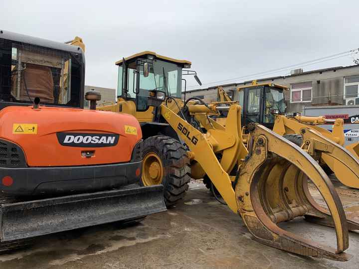Crawler excavator Awesome Performance Korea Imported Small Scale Used Doosan Dh60 Excavator: picture 6
