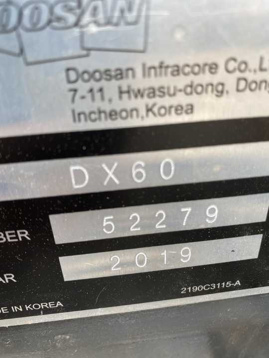 Awesome Performance Korea Imported Small Scale Used Doosan Excavator Dx60 Dx225 Dh60 Dh55 - Crawler excavator: picture 3 Awesome Performance Korea Imported Small Scale Used Doosan Excavator Dx60 Dx225 Dh60 Dh55 - Crawler excavator: picture 3