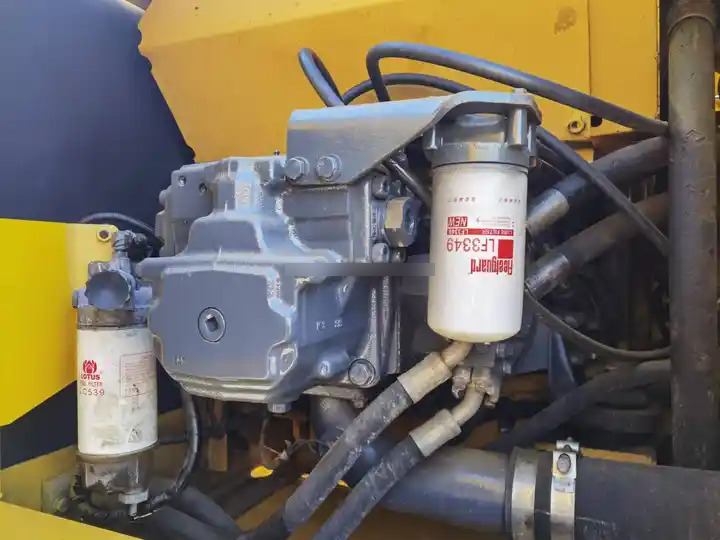 Construction PC200-8 Crawler Komatsu PC220-8 excavator used excavator - Crawler excavator: picture 4 Construction PC200-8 Crawler Komatsu PC220-8 excavator used excavator - Crawler excavator: picture 4