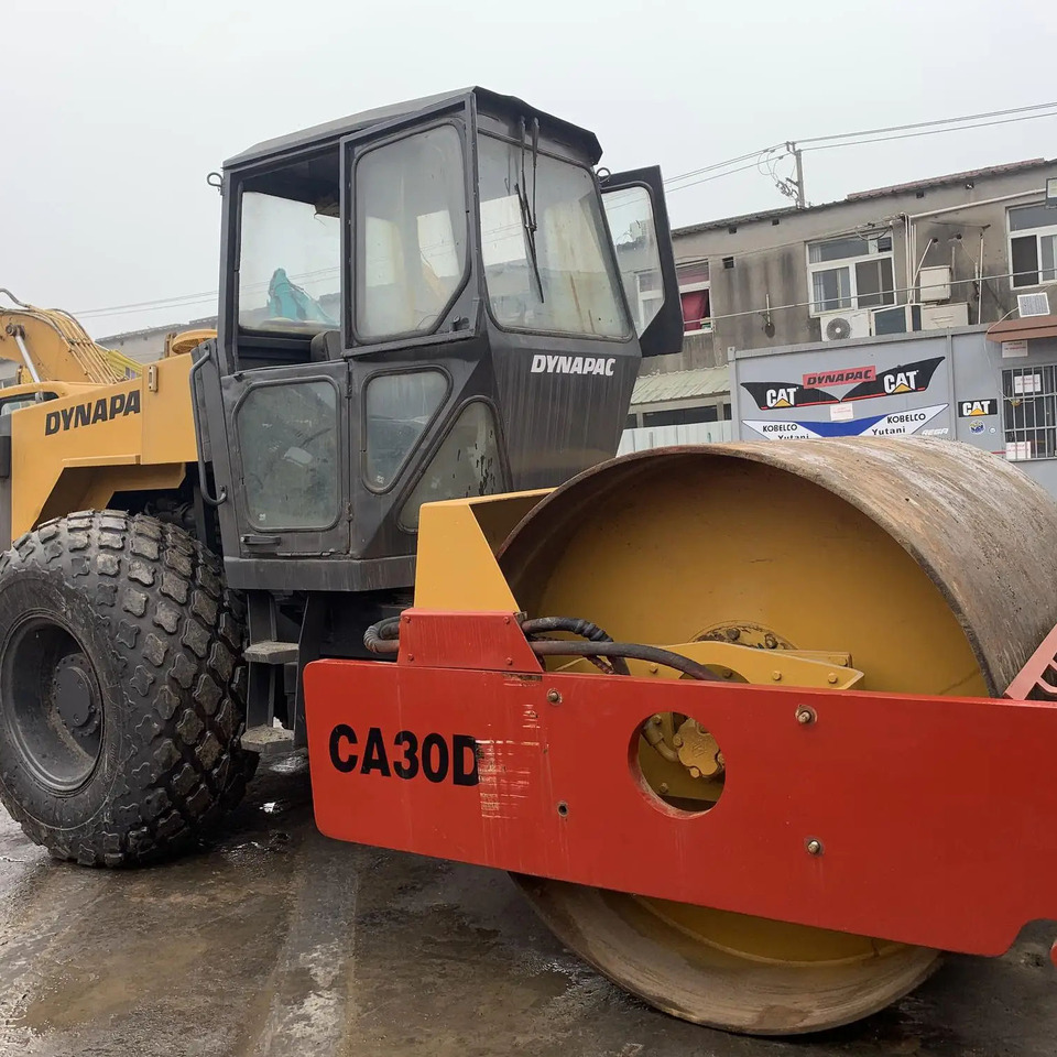 Good Quality Road Roller Surprise Price Second Hand Vibratory Compactor Original Sweden Used Road Roller Dynapac Ca30d - Road roller: picture 1 Good Quality Road Roller Surprise Price Second Hand Vibratory Compactor Original Sweden Used Road Roller Dynapac Ca30d - Road roller: picture 1