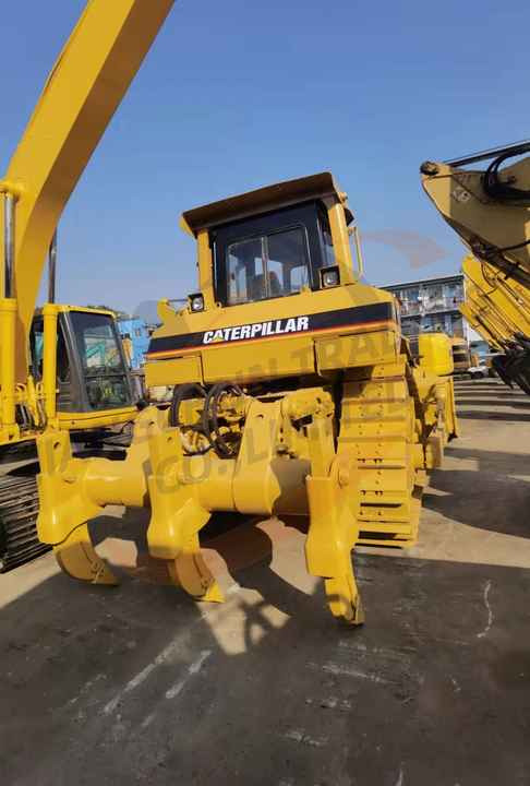 Japan Imported Caterpillar D7R Bulldozer Japan Original Cat D7G D7R D9n D8r Used Bulldozers - Bulldozer: picture 3 Japan Imported Caterpillar D7R Bulldozer Japan Original Cat D7G D7R D9n D8r Used Bulldozers - Bulldozer: picture 3