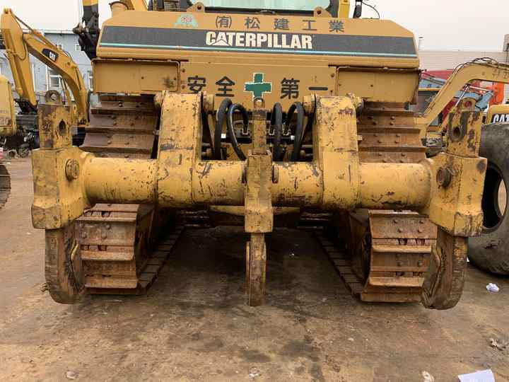 Japan Imported Caterpillar D7R Bulldozer Japan Original Cat D7G D7R D9n D8r Used Bulldozers - Bulldozer: picture 2 Japan Imported Caterpillar D7R Bulldozer Japan Original Cat D7G D7R D9n D8r Used Bulldozers - Bulldozer: picture 2