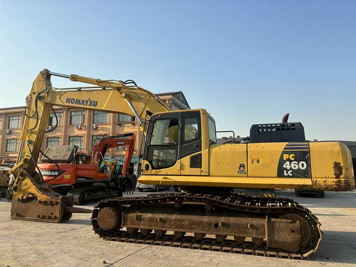 Original Paint Komatsu PC460-8 46ton Excavator Used - Excavator: picture 2 Original Paint Komatsu PC460-8 46ton Excavator Used - Excavator: picture 2