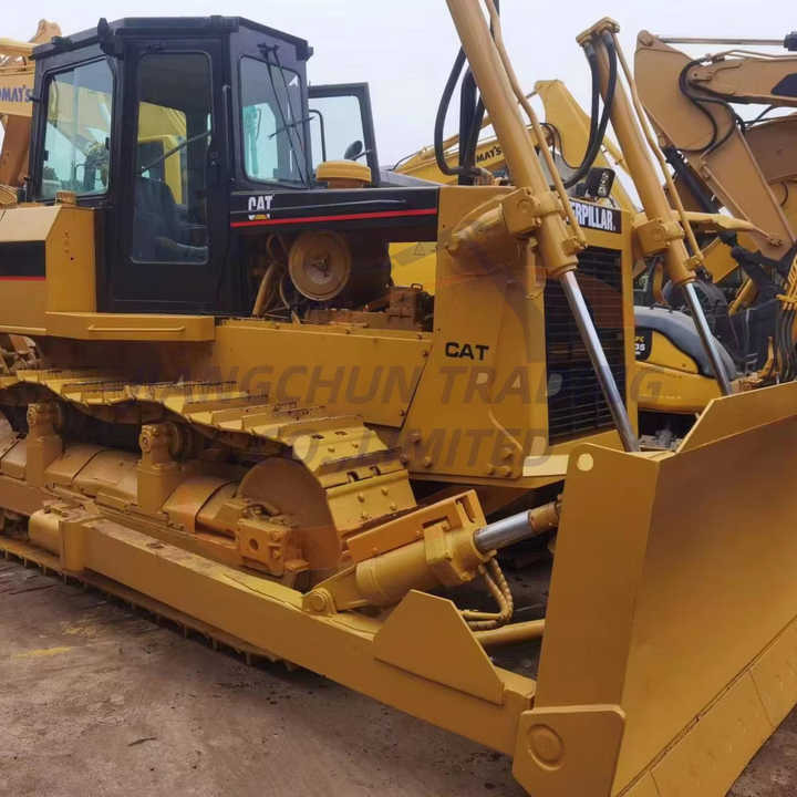 Used Good Condition dozer cat d7g bulldozer Well Maintanced Second hand Caterpillar D7G Crawler Bulldozers D7G D7H D7R - Bulldozer: picture 1 Used Good Condition dozer cat d7g bulldozer Well Maintanced Second hand Caterpillar D7G Crawler Bulldozers D7G D7H D7R - Bulldozer: picture 1