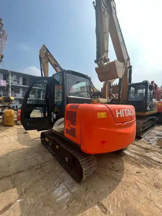 Used Hitachi ZX70 crawler Excavator, Japan Made used Hitachi ZX70 Mini Excavator in good condition on sale - Crawler excavator: picture 5 Used Hitachi ZX70 crawler Excavator, Japan Made used Hitachi ZX70 Mini Excavator in good condition on sale - Crawler excavator: picture 5